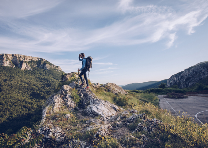 冬季登山为啥容易崴脚?冬季登山前做啥防护能预防崴脚?