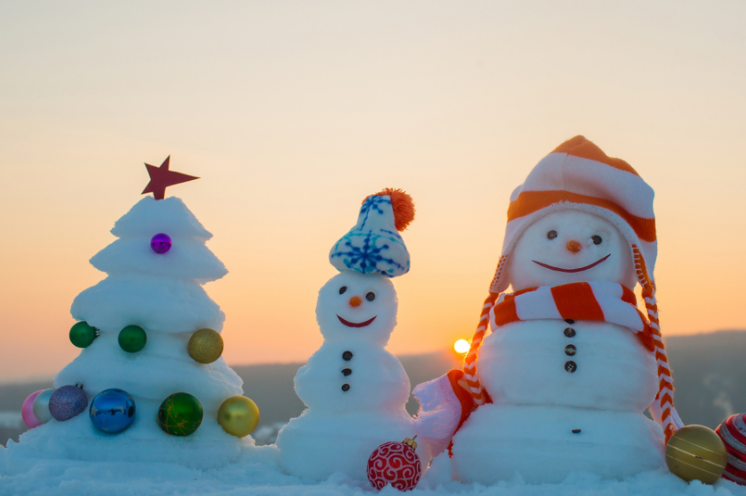 爱尔兰村庄出现罕见泡沫雪(爱尔兰泡沫雪像是洗洁精被打翻了)