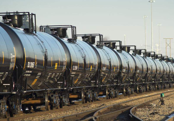 哥伦比亚总统:美欲夺取委石油资源 特朗普表示可能会与马杜罗对话 哥伦比亚总统:美欲夺取委石油资源 特朗普表示可能会与马杜罗对话