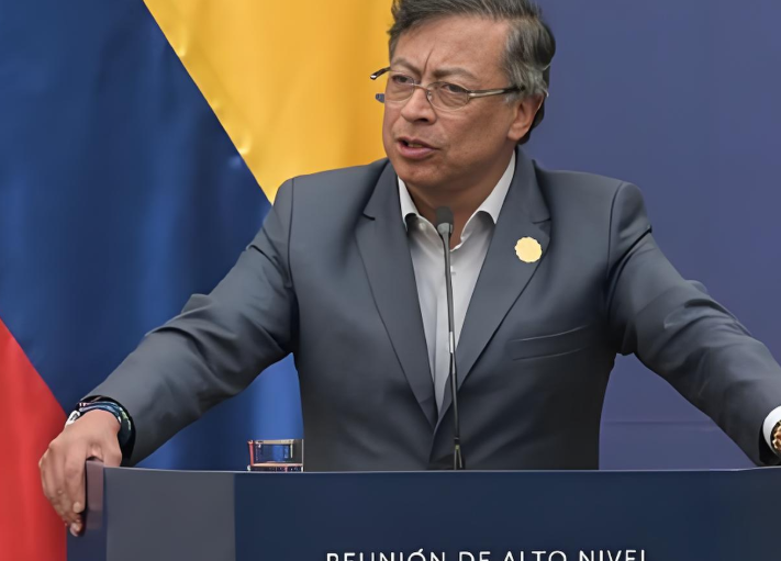 美国对委内瑞拉开始施压行动 哥伦比亚总统称美国欲夺取委石油资源