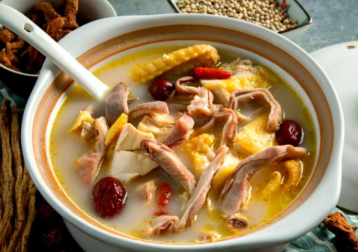 冬季疲劳乏力如何食补?2025年冬季抗疲劳能量饮食指南 冬季疲劳乏力如何食补?2025年冬季抗疲劳能量饮食指南