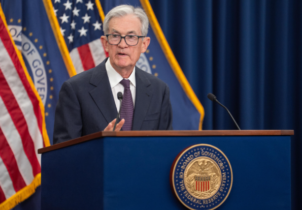 特朗普:已选定下任美联储主席 鲍威尔的美联储主席任期将在2026年5月15日结束 