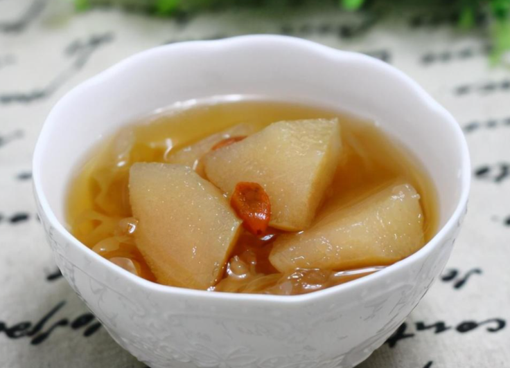 冬季咳嗽不止如何调理？2025年冬季润肺止咳食疗方法