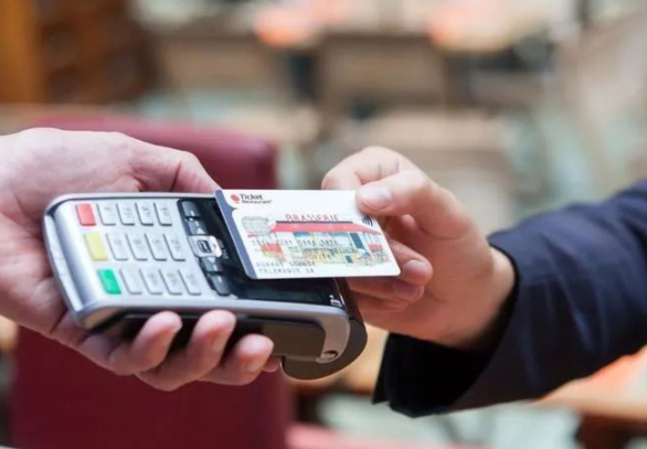 法国三季度民众购买力环比减少0.3% 法国第三季度gdp环比增长0.5% 法国三季度民众购买力环比减少0.3% 法国第三季度gdp环比增长0.5%