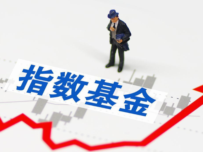 年内新成立指增基金产品数量达160只 年内新成立指增基金数量同比增长超400%