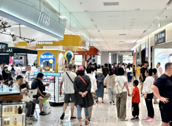 海南离岛免税首月23.8亿 海南离岛免税市场消费热度攀升 海南离岛免税首月23.8亿 海南离岛免税市场消费热度攀升