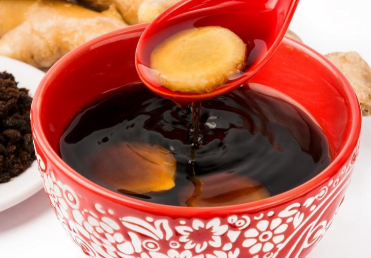 冬季鼻塞流涕如何缓解？2025年冬季通鼻散寒饮食方案