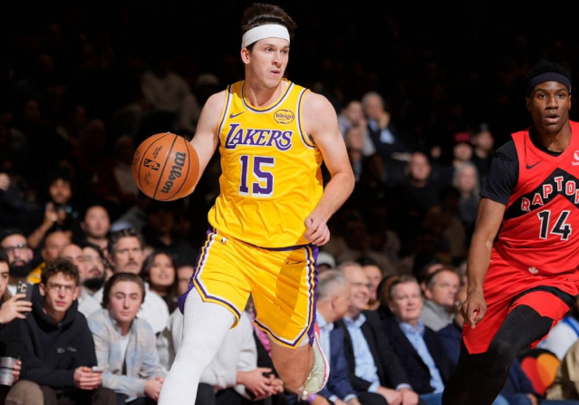 湖人123-120险胜猛龙！八村塁压哨三分绝杀湖人险胜猛龙