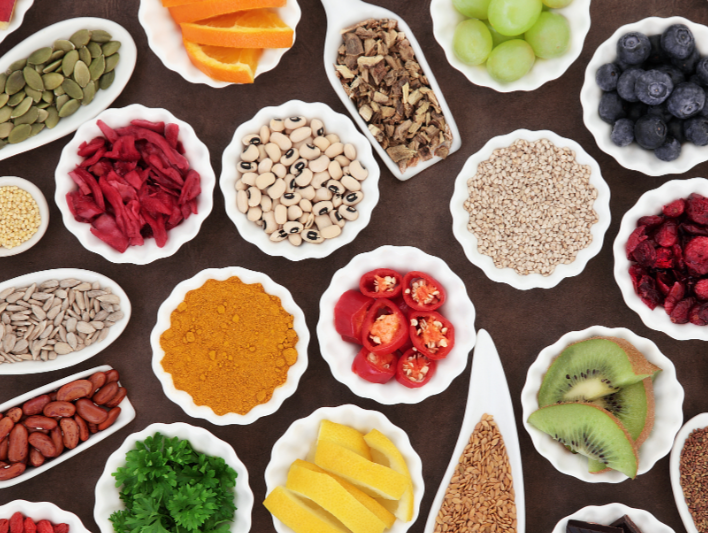 年末聚餐如何不伤胃？2025年冬季餐桌健康饮食指南