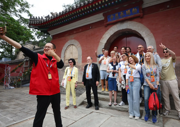 “中国游”“中国购”体验感拉满 今年我国热门目的地入境游客量增幅均超90% “中国游”“中国购”体验感拉满 今年我国热门目的地入境游客量增幅均超90%