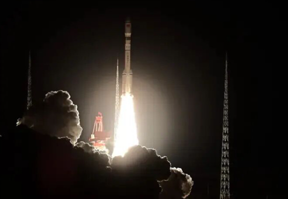 长征系列火箭一日三发 长征火箭创下一日三发全部成功的新纪录 长征系列火箭一日三发 长征火箭创下一日三发全部成功的新纪录