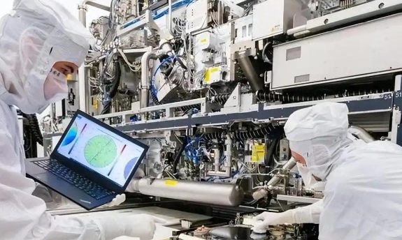 俄罗斯基于LoongArch架构开发Irtysh处理器 俄罗斯Irtysh处理器将首先面向服务器市场 俄罗斯基于LoongArch架构开发Irtysh处理器 俄罗斯Irtysh处理器将首先面向服务器市场