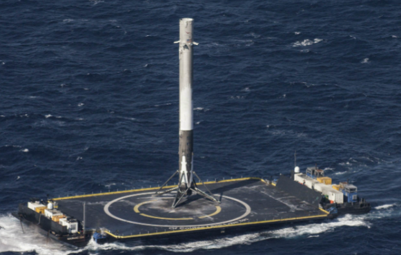 中美卫星惊险“擦肩”距离仅200米 SpaceX“星链”卫星曾多次出现碰撞危机 中美卫星惊险“擦肩”距离仅200米 SpaceX“星链”卫星曾多次出现碰撞危机