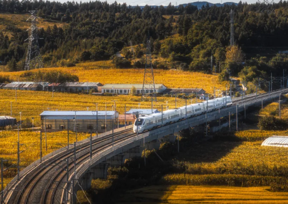 史上最长春节有人计划请5休15 2026元旦火车票今起开售