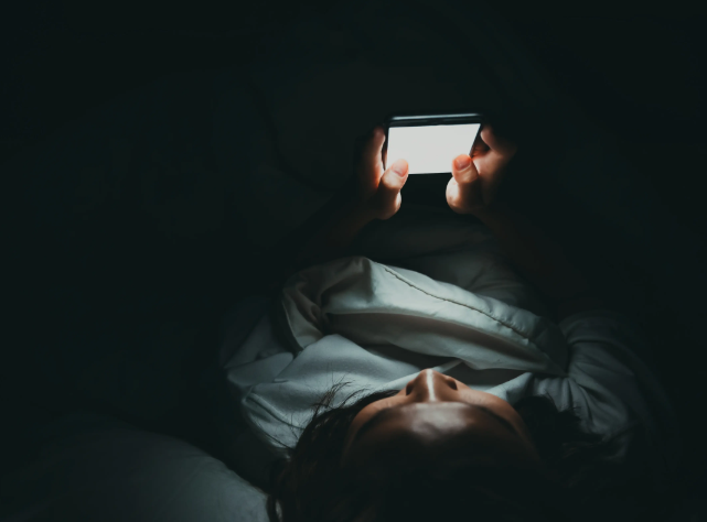 冬季熬夜伤身体？2025熬夜后养生调理指南