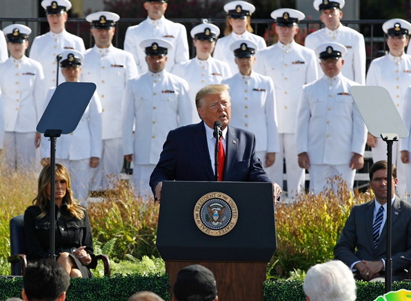 特朗普宣布给百万余美国军人发钱 美国或将迎来“有史以来规模最大的退税季”