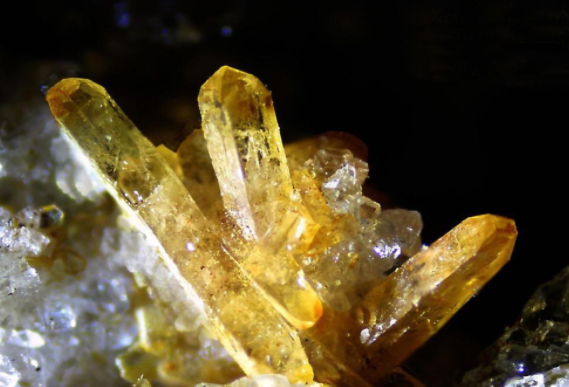 中国发现新矿物金秀矿，热液镍钴矿研究迎来颠覆性突破