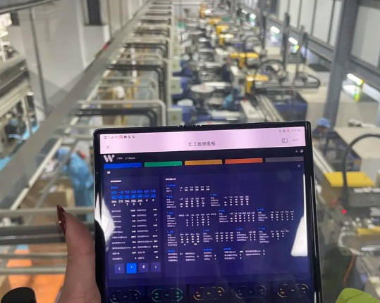 中国的薄薄手机膜何以走向全世界 中国手机膜行业产量在全球占比多少 中国的薄薄手机膜何以走向全世界 中国手机膜行业产量在全球占比多少