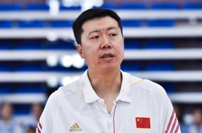 王治郅入选国际篮联名人堂，2026国际篮联名人堂名单公布