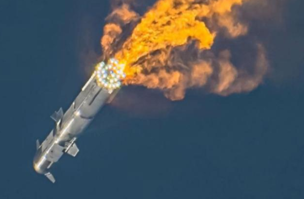 韩国首个商业运载火箭发射失败，韩国火箭升空后起火