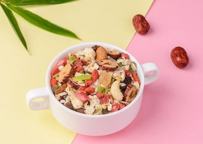 冬天滋补季但也很好瘦,冬季5件易坚持小事帮你瘦得更快 冬天滋补季但也很好瘦,冬季5件易坚持小事帮你瘦得更快