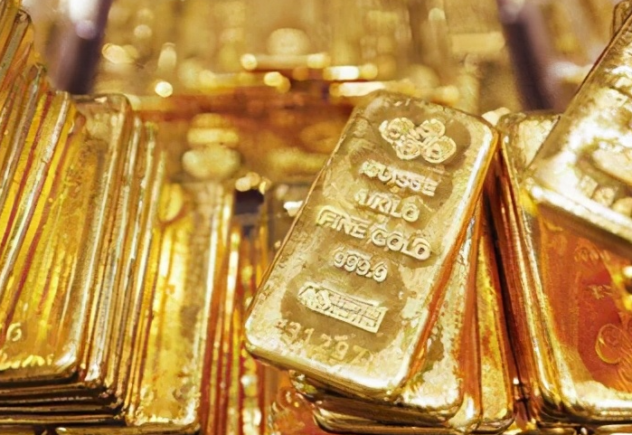 国际金银价格双双创历史新高 黄金期货价格突破每盎司4400美元关口