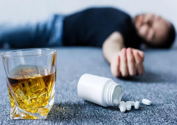 头孢停药72小时后可以喝酒吗?关于头孢的误区你了解吗?