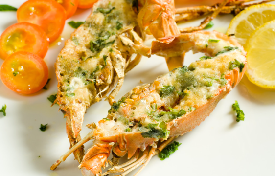 英国禁止将活龙虾直接投入沸水烹煮 欧洲多国禁止活煮甲壳类动物