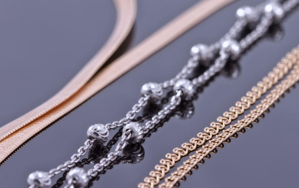 金价银价铜价均创历史新高 现货黄金盘中最高触及4525.70美元/盎司