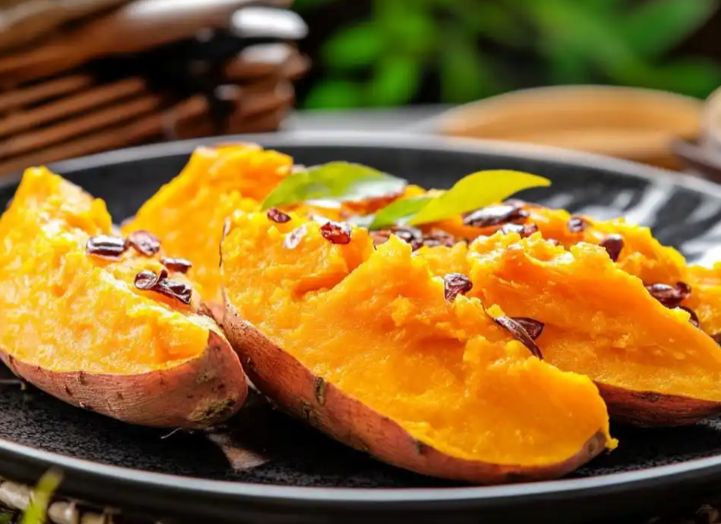 冬季吃红薯怕胀气？2025年健康吃红薯的烹饪秘诀