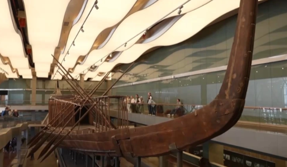 大埃及博物馆第二艘太阳船启动安装 游客可参观目睹第二艘太阳船安装复原过程 大埃及博物馆第二艘太阳船启动安装 游客可参观目睹第二艘太阳船安装复原过程