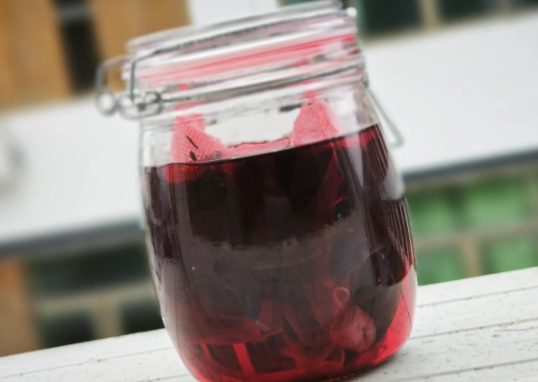 误食紫草油有什么危害？误食紫草油该怎么急救？