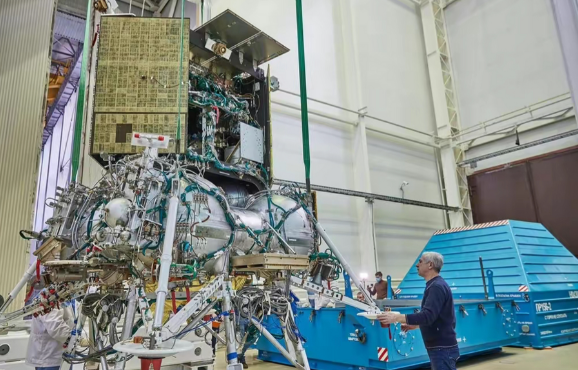 俄罗斯计划在2036年前建成月球发电站 俄罗斯探月计划目前进展如何