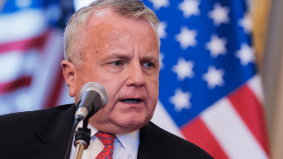 特朗普人事强震引爆新争议 特朗普召回近30名职业大使