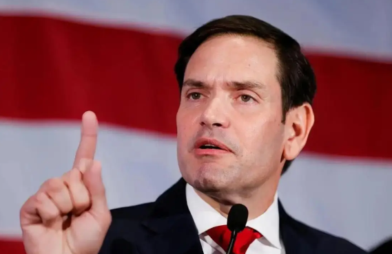 特朗普人事强震引爆新争议 特朗普召回近30名职业大使