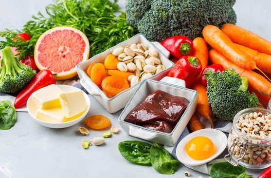 元旦跨年聚餐怎么控制热量？2025年元旦跨年聚餐不发胖饮食方案