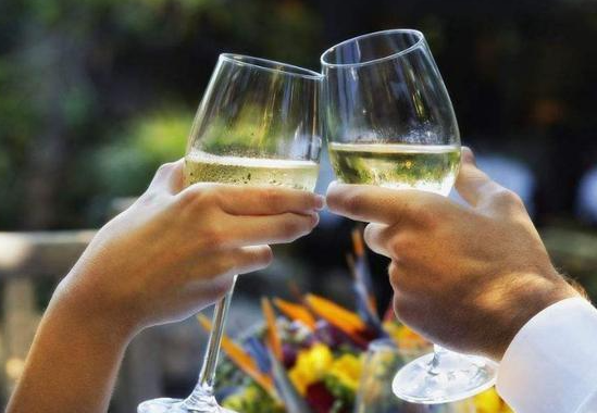 冬季喝酒吃辣可以祛寒御冷？“喝酒吃辣，驱寒御冷”并不科学！