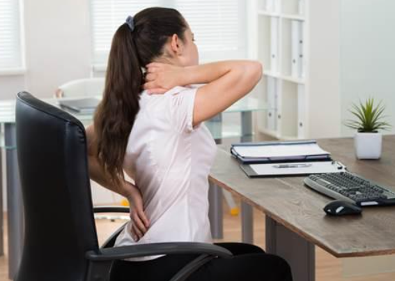 冬季上班族如何缓解肩颈痛？2025年上班族肩颈放松操