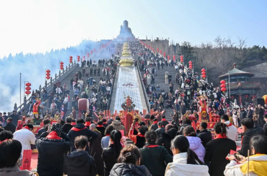 元旦假期国内出游1.42亿人次 2026元旦实现国内旅游收入847.89亿元 元旦假期国内出游1.42亿人次 2026元旦实现国内旅游收入847.89亿元