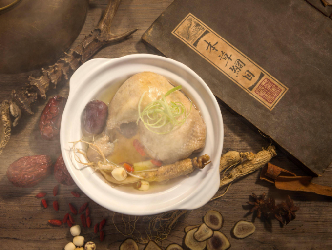 今日小寒养肾为先，小寒节气护肾进补要辨清体质