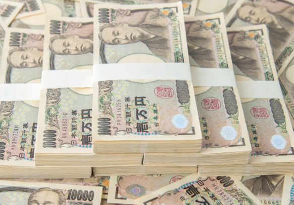 日本10年期国债收益率上升至2.125% 日本10年期国债收益率达1999年2月以来最高水平 日本10年期国债收益率上升至2.125% 日本10年期国债收益率达1999年2月以来最高水平