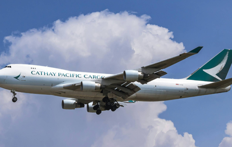 2025年国际航班恢复至2019年90%以上 国际旅客运输量同比增长21.6%