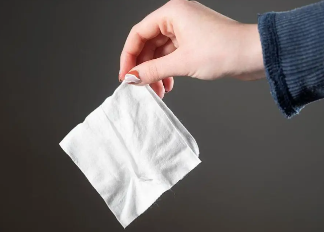 防甲流湿巾一擦就能灭病毒?2026别轻信“防甲流”湿巾