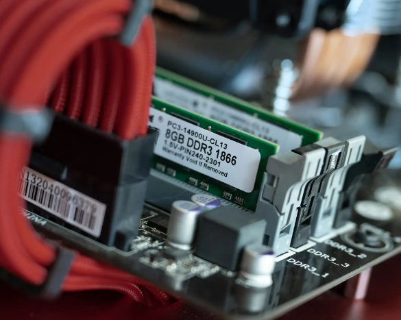 内存条单价逼近5万元！一盒内存条价格堪比上海一套房