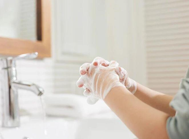 鼻病毒阳性率上升无特效药和疫苗，肿瘤患者应如何应对?