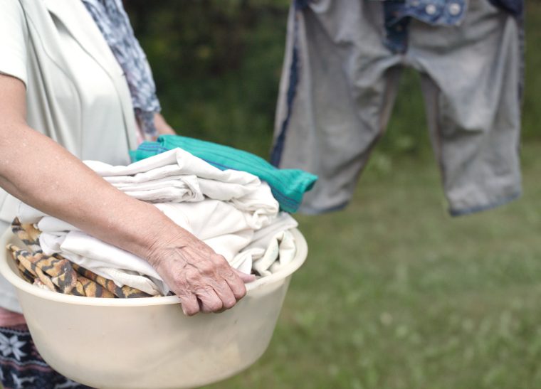 全家衣服混洗致女儿身上长红斑水泡,2026有孩家庭这3类衣物必须分开 全家衣服混洗致女儿身上长红斑水泡,2026有孩家庭这3类衣物必须分开