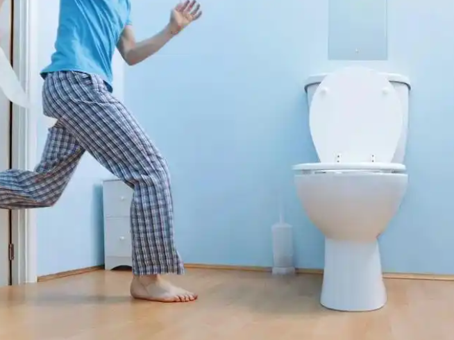 喝水后的5个异常是身体在求救?注意如果喝完水就水肿腹胀 喝水后的5个异常是身体在求救?注意如果喝完水就水肿腹胀