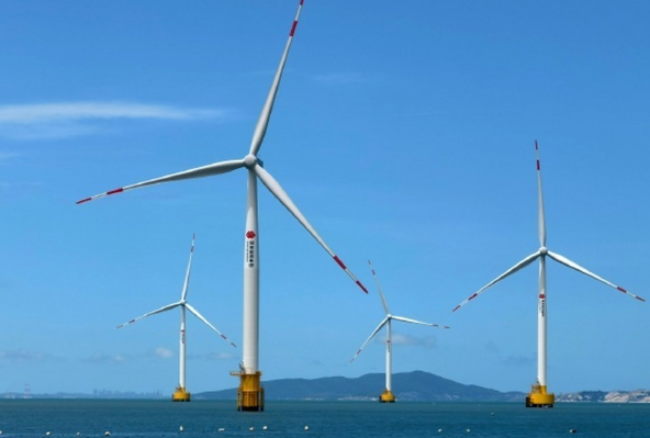 全球首台20兆瓦海上风电机组在福建海域完成吊装 我国20兆瓦海上风电机组关键部件100%国产化