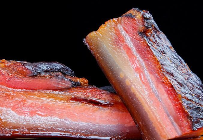 年关将至腊肉腊味纷纷上桌,警惕过量摄入“隐性盐”损害健康 年关将至腊肉腊味纷纷上桌,警惕过量摄入“隐性盐”损害健康