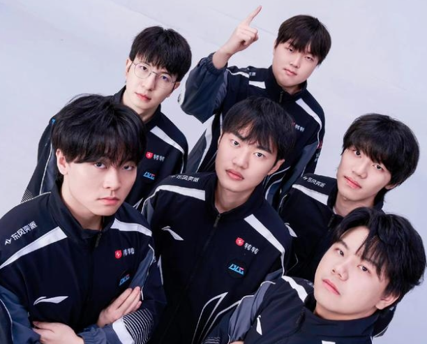 EDG官宣Maokai回归，队魂归来新赛季担任主教练